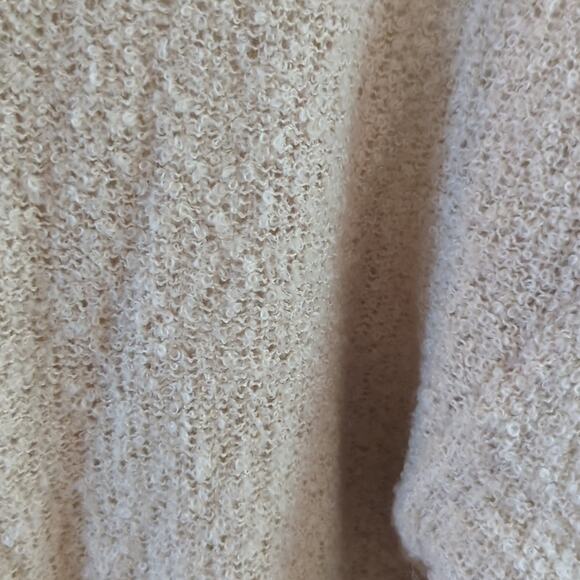 EUC Abound Sweater - Picture 4 of 6